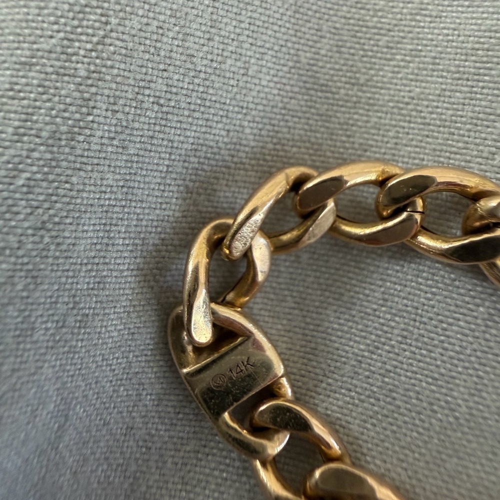 Mejuri Bold 14k Chain Ring Size 6. Purchased from Mejuri. M & 14k stamp shown - Picture 5 of 5